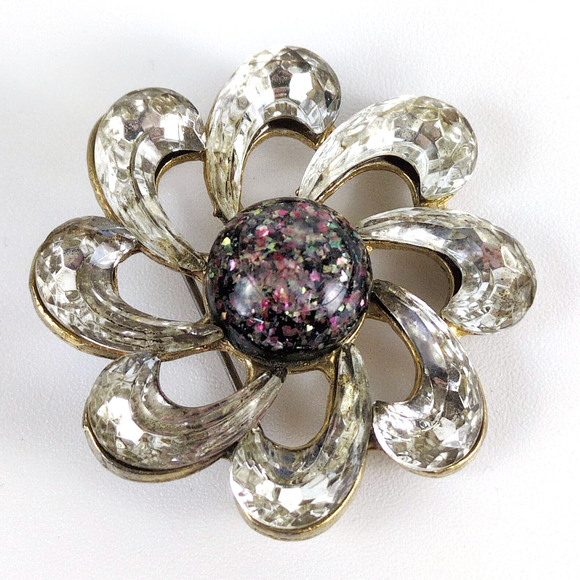 Vintage Rhinestone Swirl Flower Lucite Glitter Center Brooch Pin 1.5" Goldtone - Picture 2 of 5